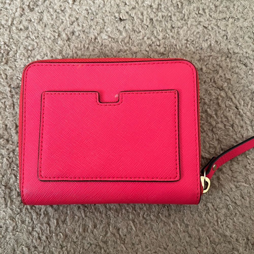 Kate Spade Vibrant Red Wallet - Picture 2 of 4